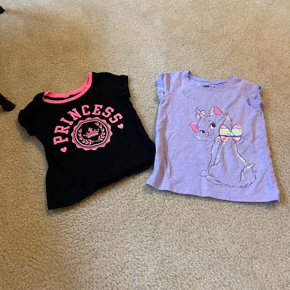 Toddler girls 2t graphic tee bundle